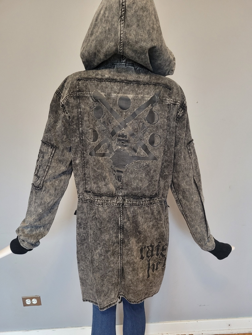 Killstar Serpents Jacket, VGUC, Size M - Picture 9 of 16
